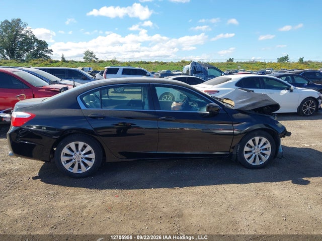 Honda Accord 2014 1HGCR2F33EA812136 Image 14