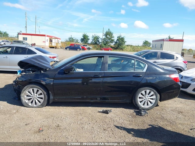 Honda Accord 2014 1HGCR2F33EA812136 Image 15