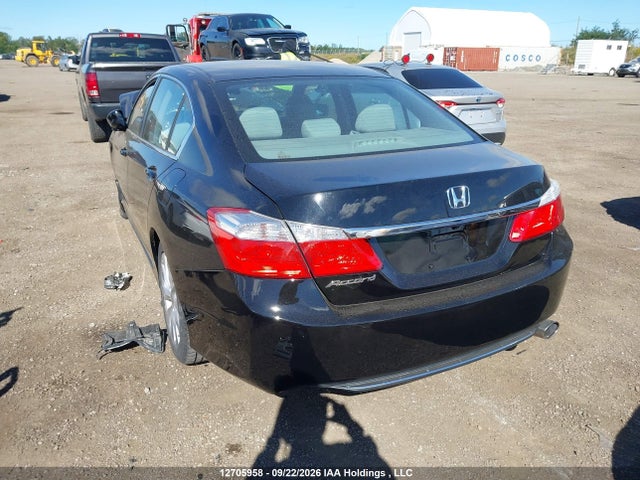Honda Accord 2014 1HGCR2F33EA812136 Image 3