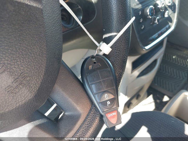 12705964 :رقم المزاد ، 2C4RDGBG8ER415160 vin ، 2014 Dodge Grand Caravan Se مزاد بيع