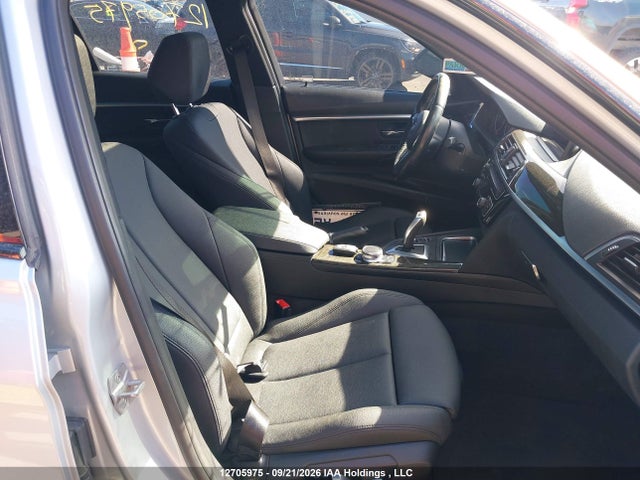 12705975 :رقم المزاد ، WBA8D9G59JNU70266 vin ، 2018 Bmw 330i Xdrive مزاد بيع