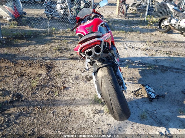 2014 Honda Cbr600 Rr-abs მანქანა იყიდება აუქციონზე, vin: JH2PC40GXEK100037, აუქციონის ნომერი: 12706011