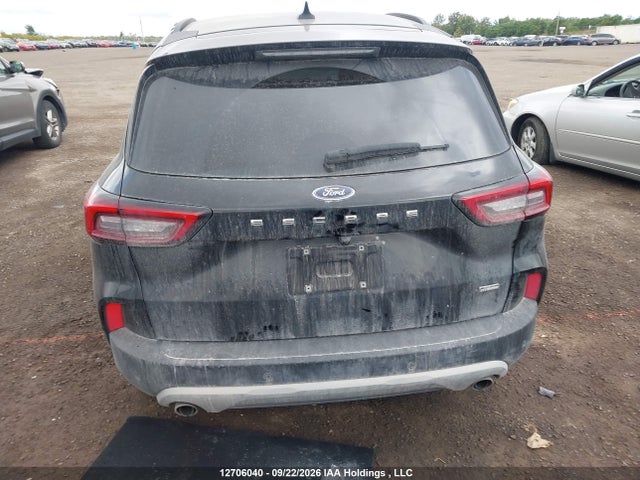 1FMCU0E11RUA48756 Ford Escape