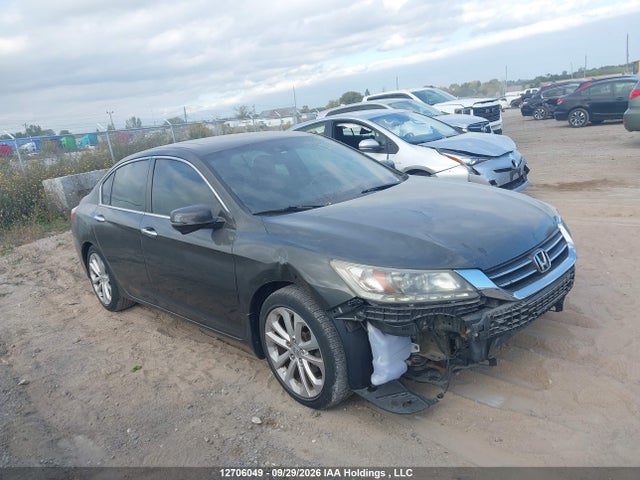 Продажа на аукционе авто 2015 Honda Accord Touring, vin: 1HGCR2F94FA802530, номер лота: 12706049