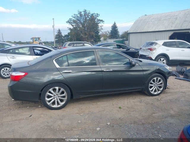 Продажа на аукционе авто 2015 Honda Accord Touring, vin: 1HGCR2F94FA802530, номер лота: 12706049