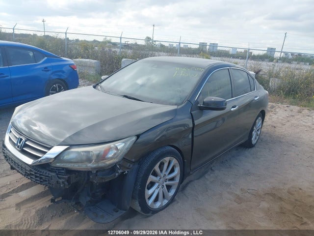 Продажа на аукционе авто 2015 Honda Accord Touring, vin: 1HGCR2F94FA802530, номер лота: 12706049