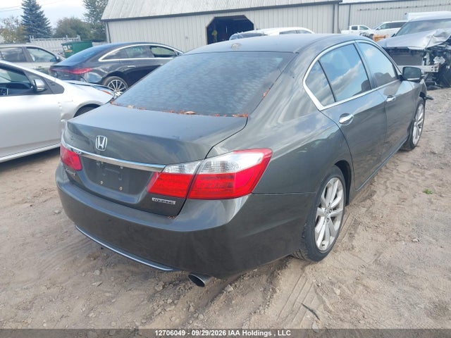 Продажа на аукционе авто 2015 Honda Accord Touring, vin: 1HGCR2F94FA802530, номер лота: 12706049