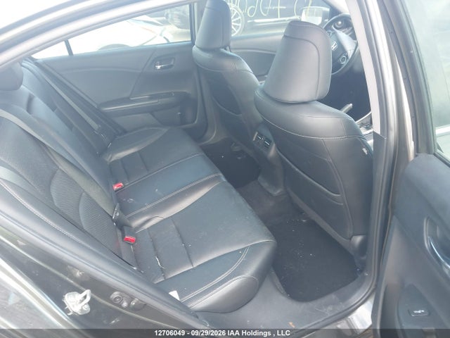 Продажа на аукционе авто 2015 Honda Accord Touring, vin: 1HGCR2F94FA802530, номер лота: 12706049