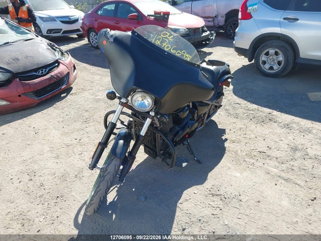 Kawasaki Vn900 C 2015 JKAVN2C17FA062113 Image 2
