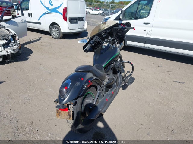 Kawasaki Vn900 C 2015 JKAVN2C17FA062113 Image 4