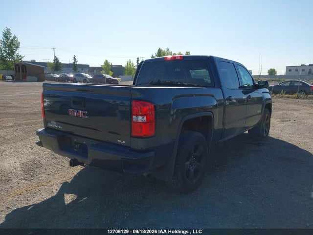 12706129 :رقم المزاد ، 3GTU2MEC3JG480568 vin ، 2018 Gmc Sierra K1500 Sle مزاد بيع