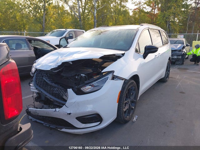 Chrysler Pacifica 2024 2C4RC3BG9RR185842 Image 2