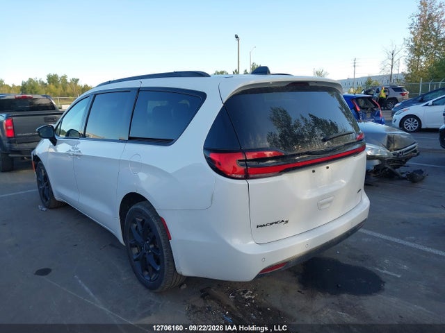 Chrysler Pacifica 2024 2C4RC3BG9RR185842 Image 3