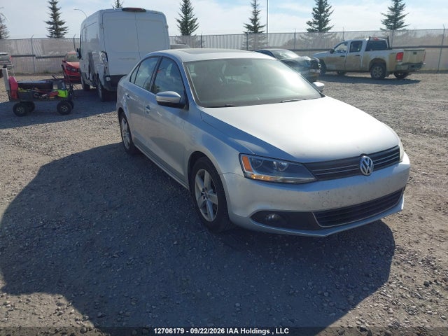 2013 Volkswagen Jetta Se მანქანა იყიდება აუქციონზე, vin: 3VWDX7AJ9DM412706, აუქციონის ნომერი: 12706179