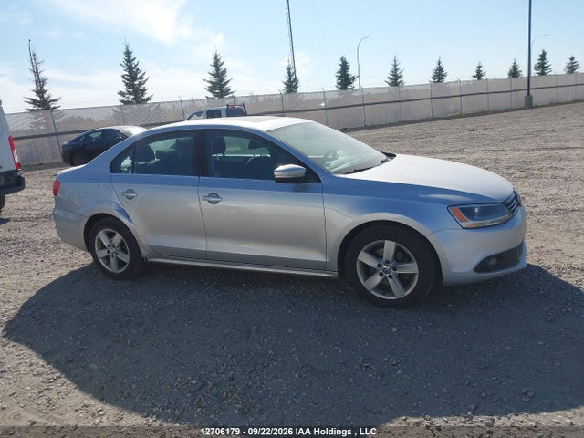 2013 Volkswagen Jetta Se მანქანა იყიდება აუქციონზე, vin: 3VWDX7AJ9DM412706, აუქციონის ნომერი: 12706179