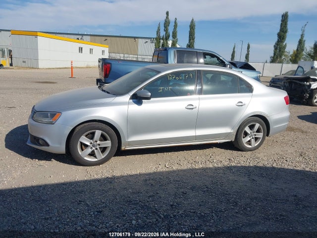 2013 Volkswagen Jetta Se მანქანა იყიდება აუქციონზე, vin: 3VWDX7AJ9DM412706, აუქციონის ნომერი: 12706179