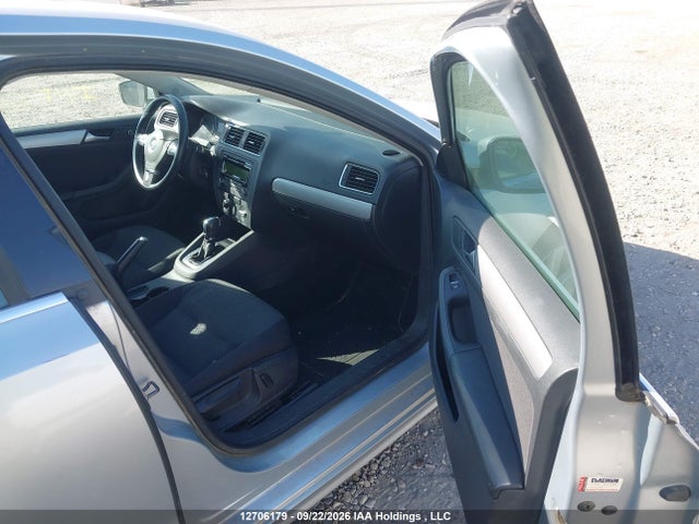 2013 Volkswagen Jetta Se მანქანა იყიდება აუქციონზე, vin: 3VWDX7AJ9DM412706, აუქციონის ნომერი: 12706179