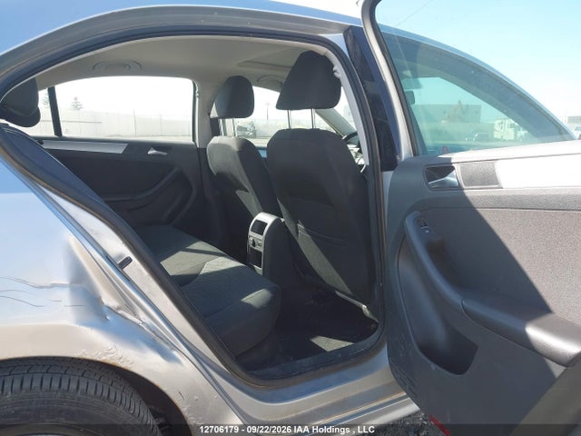 2013 Volkswagen Jetta Se მანქანა იყიდება აუქციონზე, vin: 3VWDX7AJ9DM412706, აუქციონის ნომერი: 12706179
