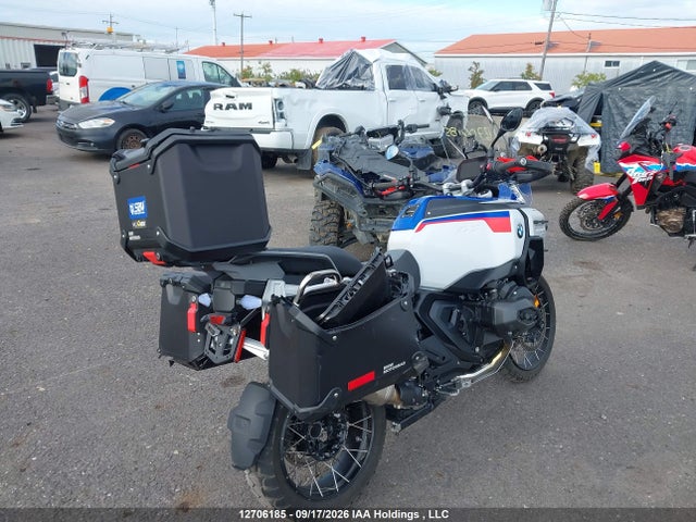 Aukcja sprzedaży 2026 Bmw R 1300 Gs Adventure, vin: WB10M3304T6M53067, numer aukcji: 12706185