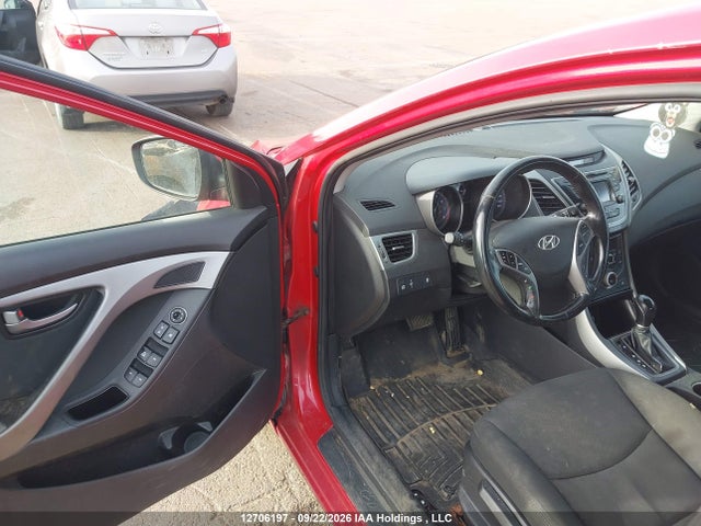12706197 :رقم المزاد ، KMHDH4AH0FU264418 vin ، 2015 Hyundai Elantra Gls مزاد بيع