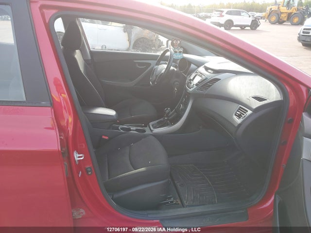 12706197 :رقم المزاد ، KMHDH4AH0FU264418 vin ، 2015 Hyundai Elantra Gls مزاد بيع