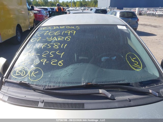 12706199 :رقم المزاد ، JTDBT923X71175811 vin ، 2007 Toyota Yaris مزاد بيع