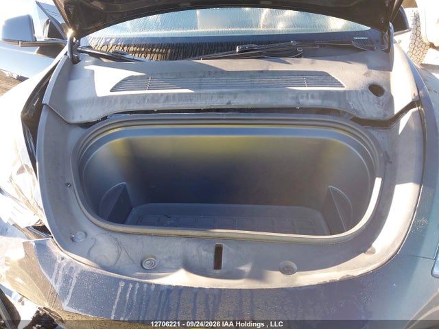 Tesla Model Y 2023 LRWYGDEE6PC137105 Image 9