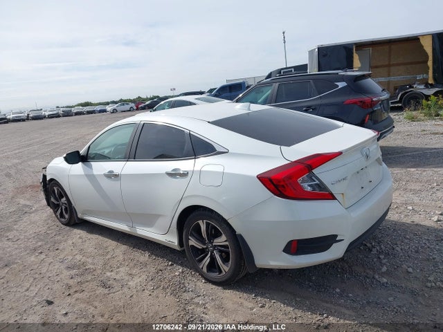 Honda Civic Touring 2017 2HGFC1F97HH109576 Image 14