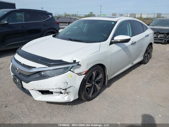 Honda Civic Touring 2017 2HGFC1F97HH109576 Image 2