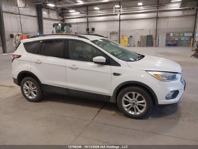 Ford ESCAPE SE 2018 1FMCU9GD2JUC80721 Image 13