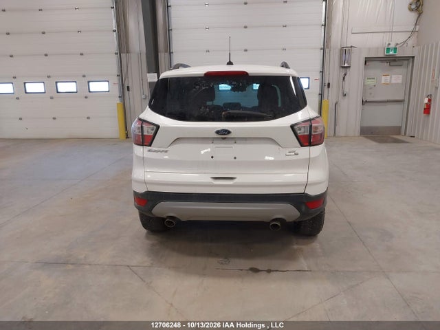 Ford ESCAPE SE 2018 1FMCU9GD2JUC80721 Image 15