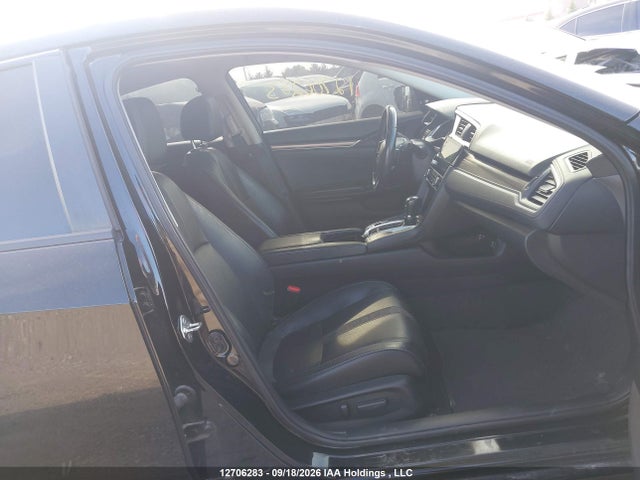 Honda Civic Touring 2019 2HGFC1F90KH100385 Image 5
