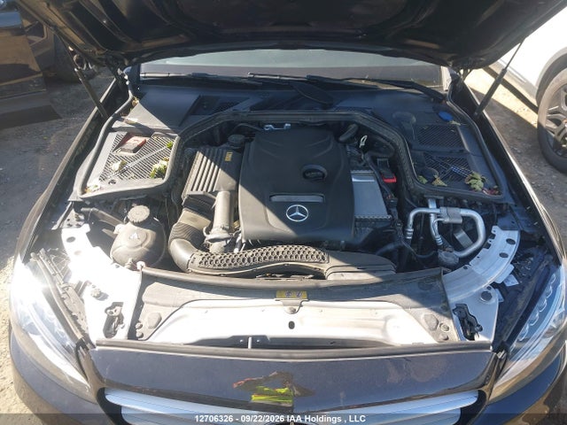 12706326 :رقم المزاد ، 55SWF4KB8FU014297 vin ، 2015 Mercedes-benz C 300 4matic مزاد بيع