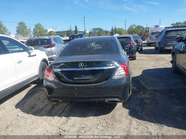 12706326 :رقم المزاد ، 55SWF4KB8FU014297 vin ، 2015 Mercedes-benz C 300 4matic مزاد بيع