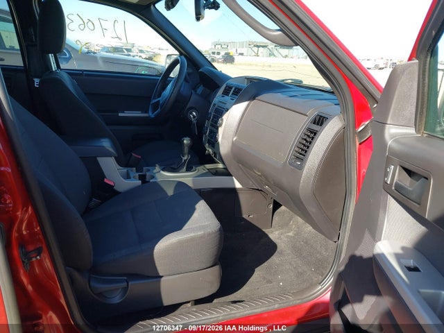 Продаж на аукціоні авто 2010 Ford Escape Xlt, vin: 1FMCU0D70AKC57377, номер лоту: 12706347