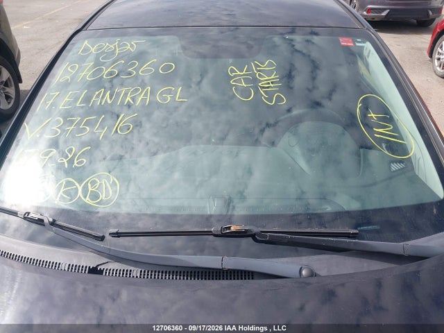 Продажа на аукционе авто 2017 Hyundai Elantra Gl, vin: KMHD84LF5HU375416, номер лота: 12706360