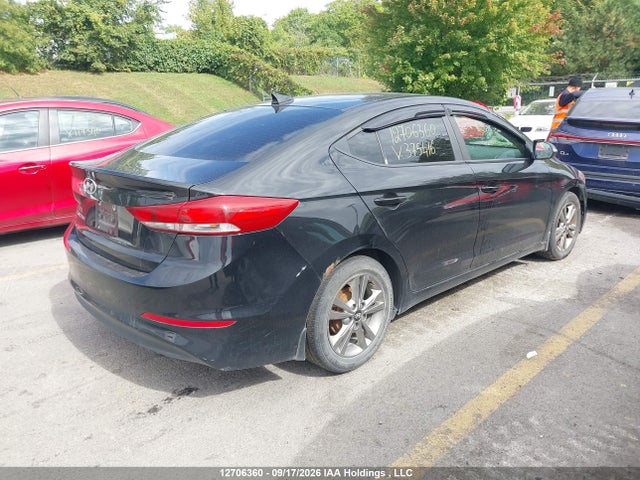 Продажа на аукционе авто 2017 Hyundai Elantra Gl, vin: KMHD84LF5HU375416, номер лота: 12706360