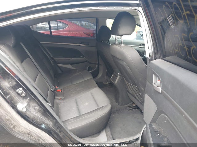 Продажа на аукционе авто 2017 Hyundai Elantra Gl, vin: KMHD84LF5HU375416, номер лота: 12706360