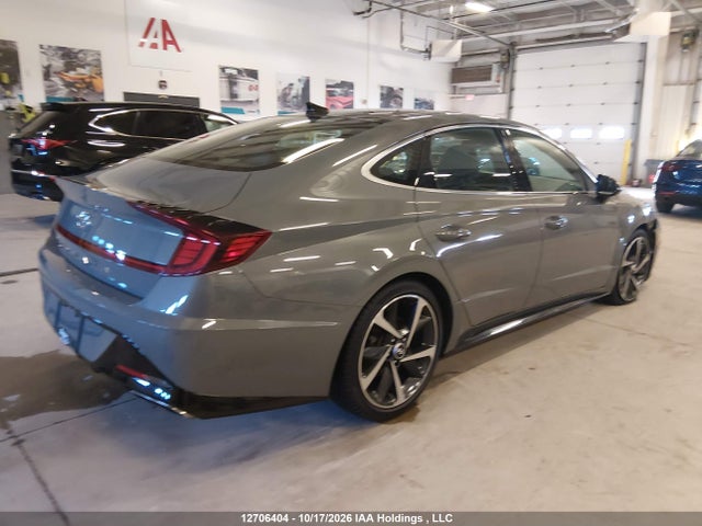 Продажа на аукционе авто 2023 Hyundai Sonata Sport 1.6t 4dr, vin: KMHL44J22PA315424, номер лота: 12706404