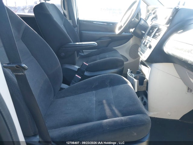 12706407 :رقم المزاد ، 2C4RDGBGXER282806 vin ، 2014 Dodge Grand Caravan Se/sxt مزاد بيع