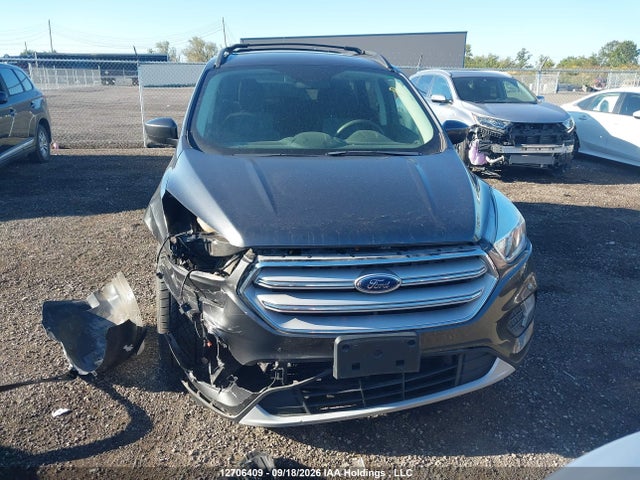 2018 Ford Escape Se მანქანა იყიდება აუქციონზე, vin: 1FMCU9GD0JUC97808, აუქციონის ნომერი: 12706409