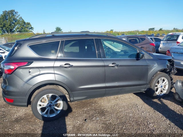 2018 Ford Escape Se მანქანა იყიდება აუქციონზე, vin: 1FMCU9GD0JUC97808, აუქციონის ნომერი: 12706409