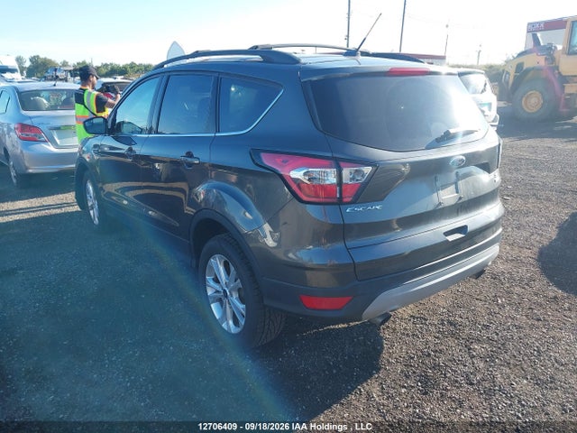 2018 Ford Escape Se მანქანა იყიდება აუქციონზე, vin: 1FMCU9GD0JUC97808, აუქციონის ნომერი: 12706409