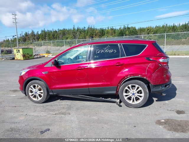 2017 Ford Escape Se მანქანა იყიდება აუქციონზე, vin: 1FMCU9G96HUB63553, აუქციონის ნომერი: 12706423