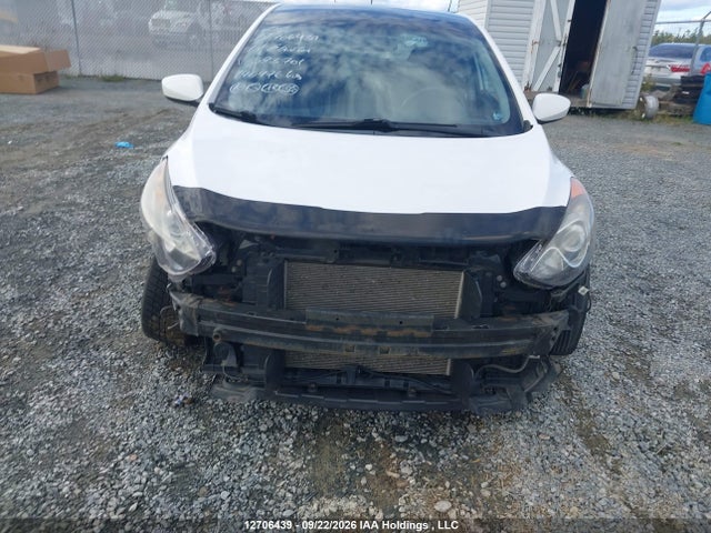 Продаж на аукціоні авто 2017 Hyundai Elantra Gt, vin: KMHD35LH3HU383701, номер лоту: 12706439