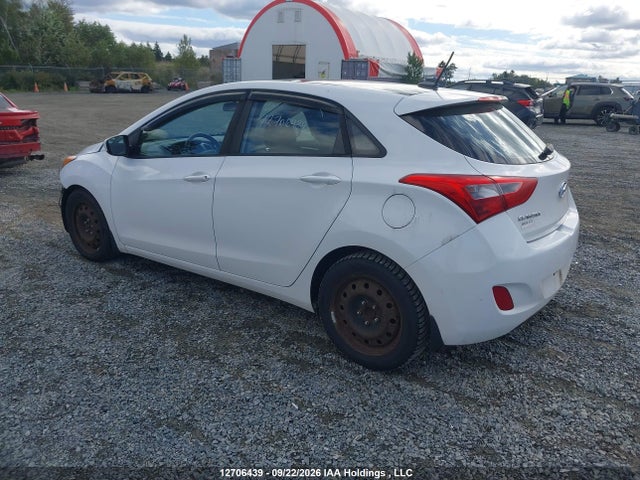 Продаж на аукціоні авто 2017 Hyundai Elantra Gt, vin: KMHD35LH3HU383701, номер лоту: 12706439