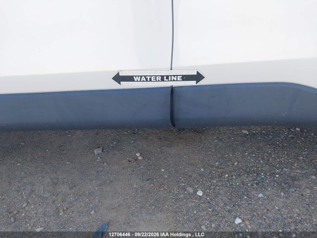 2026 Toyota Corolla Cross L Awd მანქანა იყიდება აუქციონზე, vin: 7MUAAABG9TV176103, აუქციონის ნომერი: 12706446