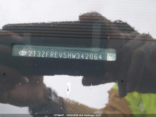 Продажа на аукционе авто 2017 Toyota Rav4 Le, vin: 2T3ZFREV5HW342064, номер лота: 12706447