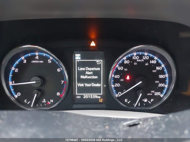 Продажа на аукционе авто 2017 Toyota Rav4 Le, vin: 2T3ZFREV5HW342064, номер лота: 12706447