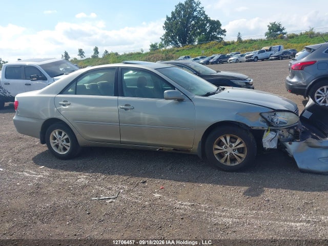 12706457 :رقم المزاد ، 4T1BE32K75U603324 vin ، 2005 Toyota Camry Le/se مزاد بيع